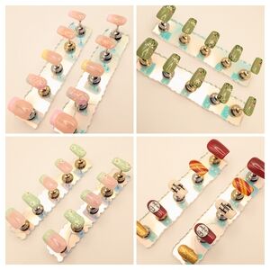 Reserved Custom 4 Sets Of Short Square Press On Nails Size M For Amanda